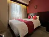 Queen Room On The Women-Only Floor