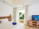 Luxury Villa, 3 Bedrooms, Sea View, Beachfront