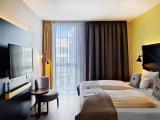 Standard Queen Room With Kitchenette