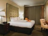 Signature One-Bedroom Suite