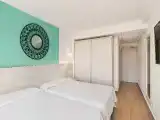 1 Adult