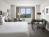 Premier King Room, Guest Room, 1 King, High Floor