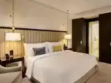 Junior King Suite