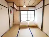Standard Twin Room With Shared Bathroom