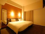 Twin Room with Bath