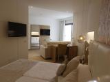 Premium Suite with Jetted Tub