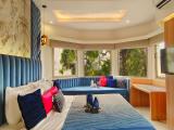 Panoramic View Room With Daybed