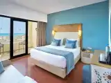 Standard Double Room with Garden View