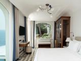 Corner Suite with Sea View