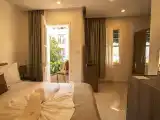 Deluxe Double Lanai Room