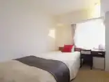 Semi-Double With Bath