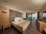 Deluxe Room With Balcony And Sea View