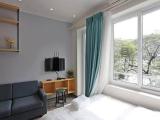 Romantic Apartment, 1 Queen Bed, Balcony, Lake View (Floor 4)