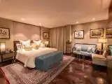 Luxury King Room