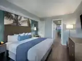 Sailfish Oceanfront Deluxe One Bedroom King Suite
