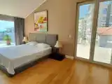 Deluxe Three-Bedroom Penthouse with Sea View