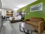 Queen Suite - Non-Smoking