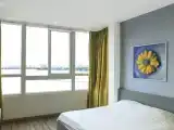 Romantic Studio, 1 Queen Bed, Courtyard View, Lakeside