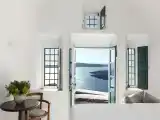 Junior Studio Suite, Pool Access (King Cat)