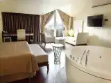King SPA Suite