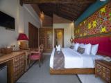 Ethnical Three Bedroom With Pool