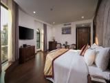 Roman Junior Suite
