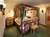 Postmeister Room