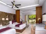 Deluxe Two Double Room