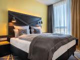 Standard Queen Room With Kitchenette And Sofa Bed