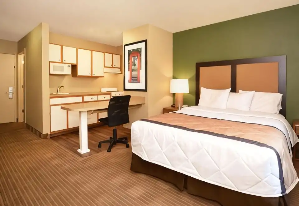 Studio, 1 Queen Bed, Accessible, Non Smoking