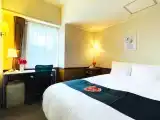 Double Room With Bath-Non-Smoking