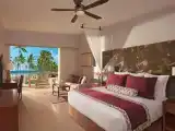 Preferred Club Deluxe Partial Ocean View King Room