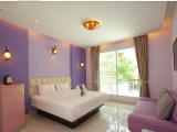 Quartery Room