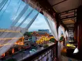 Pinglan Ancient Street View · Deluxe Triple Bed (Balcony+Qintai Night View)