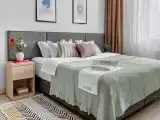 One-Bedroom Room