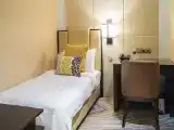 Single Room with Shared Bathroom (06 Hours Usage)