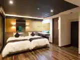 [Beautiful Japanese-Western Style Junior Suite] 52 Square Meters, Shigaraki-yaki Open-air Bath Smoking