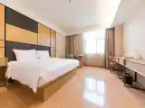 Business Queen Room