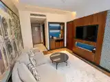 One-Bedroom King Suite