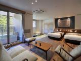 Modern Japanese-Western Style Accessible Room With Cypress Open-Air Bath