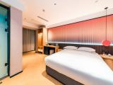 Sweet Sleep Double Bed Room With Wireless Screen Casting & Pressure-Free Pillows