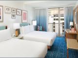 Club 2 Queen Bed with Resort View