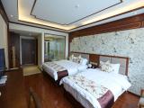 Cozy 2-bed Room