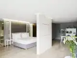 Suite 2 Adults+1Child