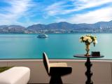Deluxe Seaview Twin Room (Smart Room Control + Zero-Pressure Pillow + Front-Row Sea View + Sunrise View)