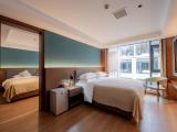 Family Friendly Suite - Garden-View