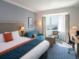 Superior Room King Bed And Sea View