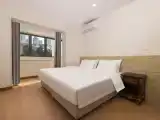 Cozy Queen Room