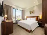 Queen Room With View
