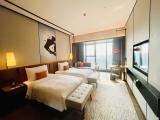 Club Twin Room With City View